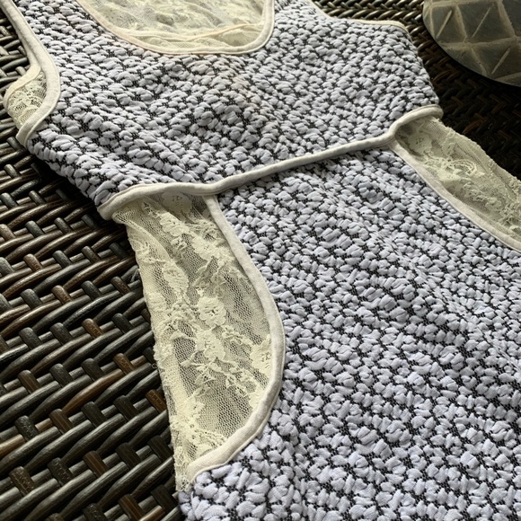 ROSA ROSE | Lacey Layered Bodycon Mini Dress - Picture 7 of 15